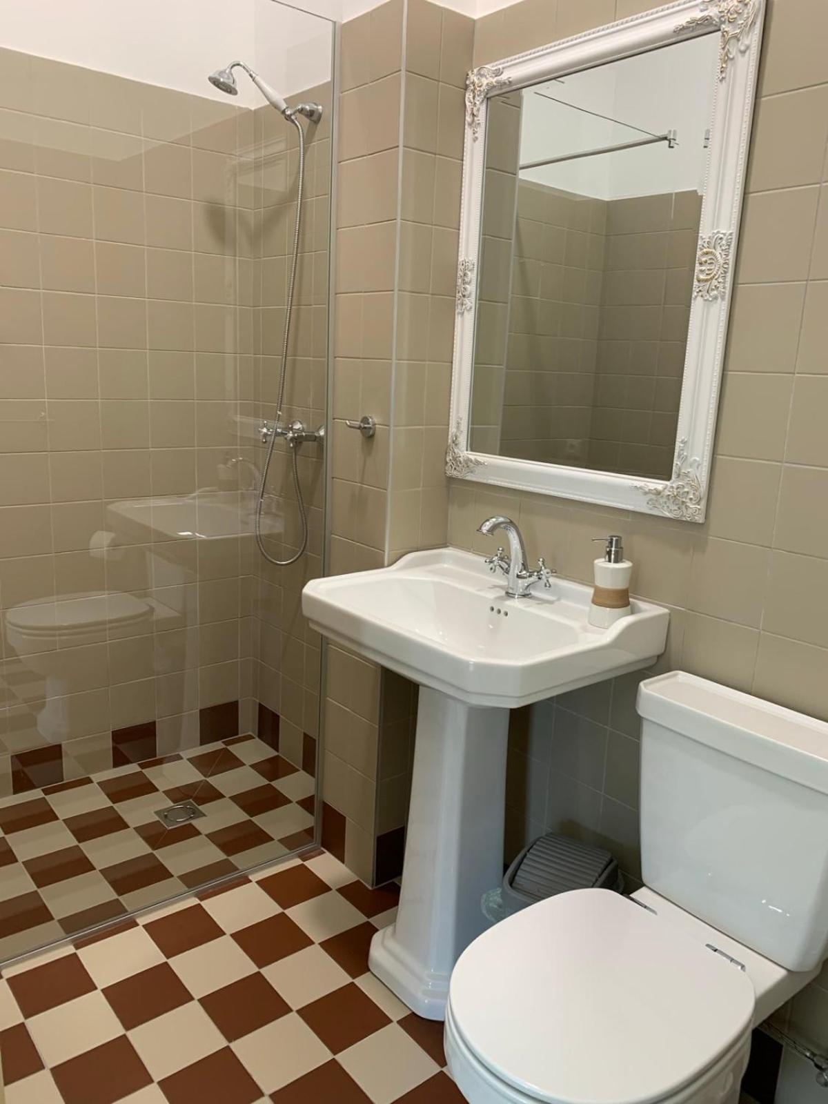 Kaunas Embassy Apartments Eksteriør bilde